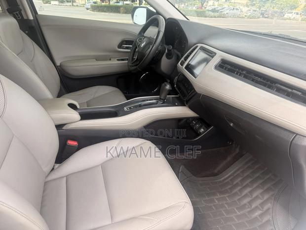 Honda HR-V EX-L w/Navigation AWD 2017 White