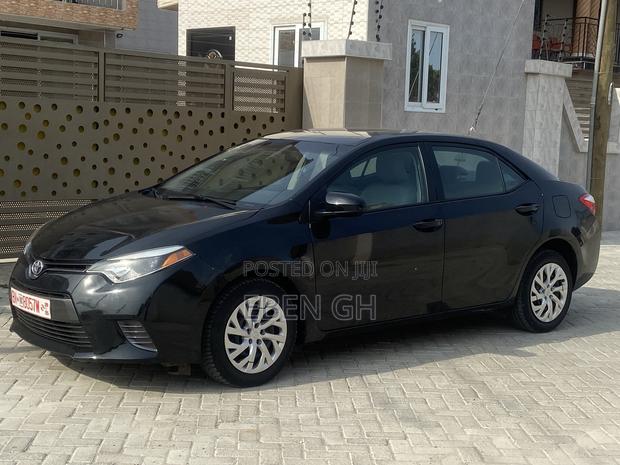 Toyota Corolla LE 4dr Sedan (1.8L 4cyl CVT) 2015 Black