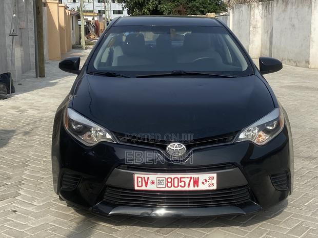 Toyota Corolla LE 4dr Sedan (1.8L 4cyl CVT) 2015 Black