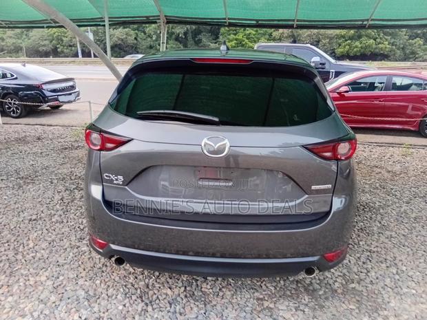 Mazda CX-5 2025 Gray