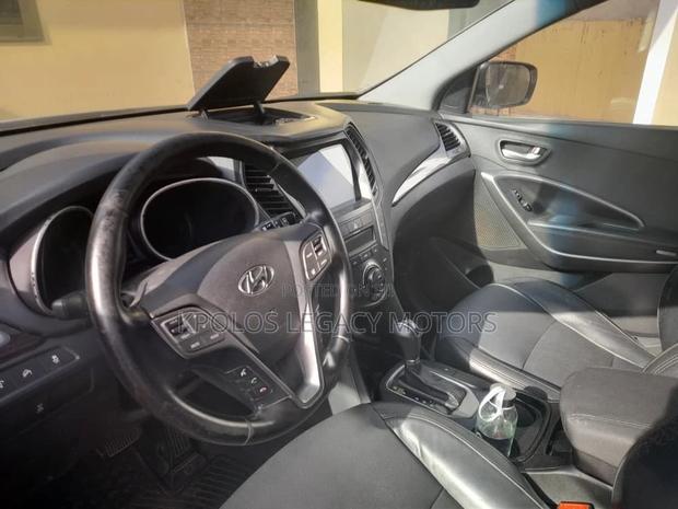 Hyundai Santa Fe GLS 4dr SUV (3.3L 6cyl 6A) 2015 Silver