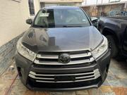 Toyota Highlander LE 4x2 (2.7L 4cyl 6A) 2018 Gray for sale