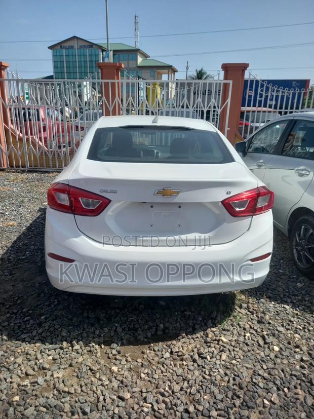Chevrolet Cruze L 2019 White