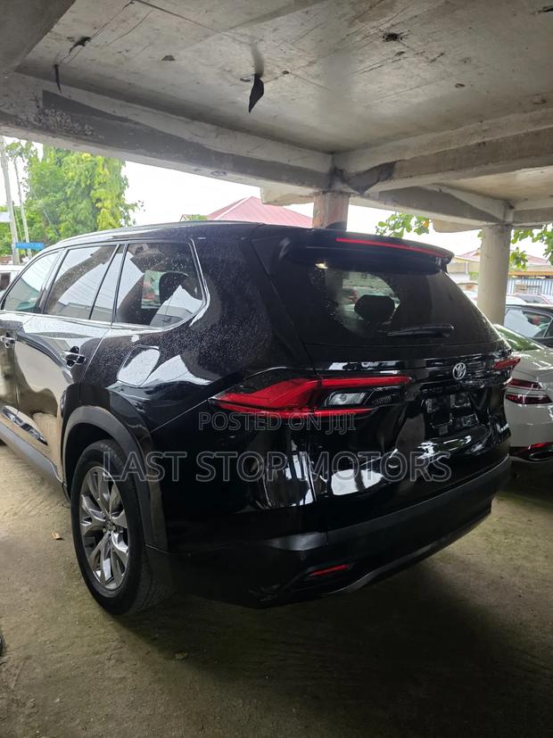 Toyota Grand Highlander Limited FWD 2024 Black