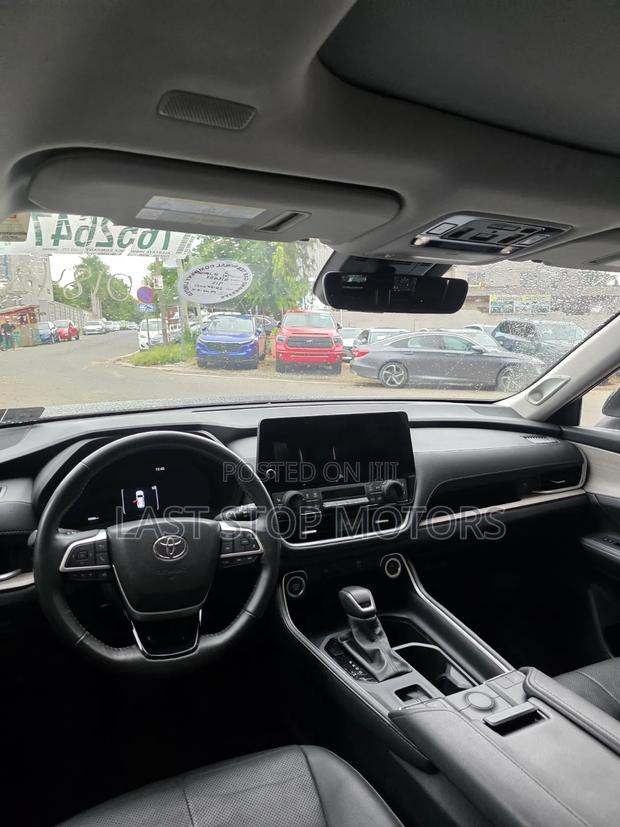 Toyota Grand Highlander Limited FWD 2024 Black
