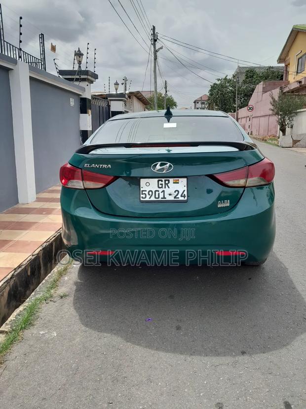 Hyundai Elantra 2013 Green