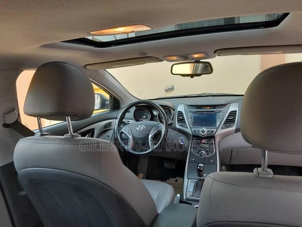 Hyundai Elantra 2016 Gray