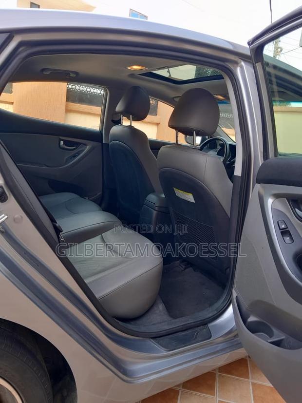Hyundai Elantra 2016 Gray