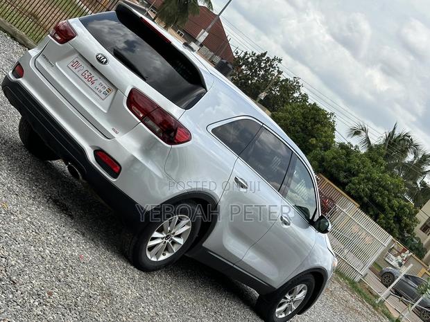 Kia Sorento 2019 Silver
