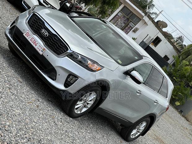 Kia Sorento 2019 Silver