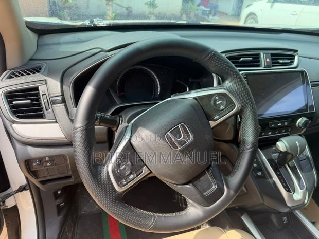 Honda CR-V 2019 White