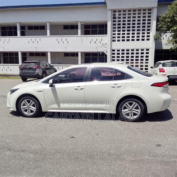 Toyota Corolla 2020 White