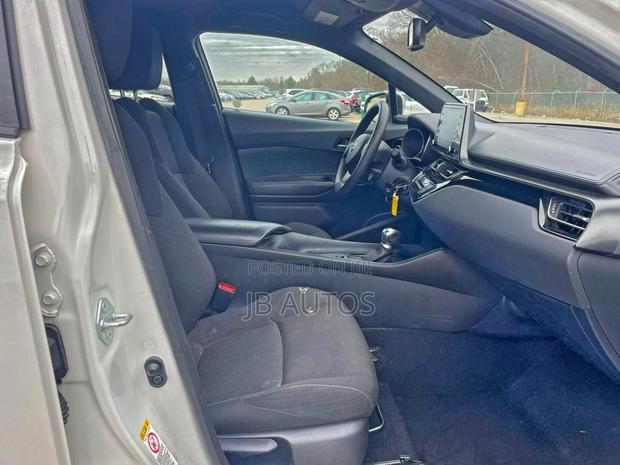Toyota C-HR 2019 White