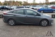 Toyota Prius Two Eco 2017 Gray for sale