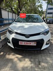 Toyota Corolla SE 4dr Sedan (1.8L 4cyl CVT) 2017 White for sale
