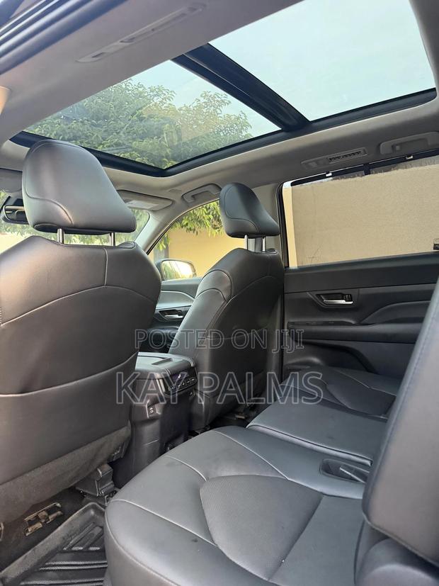 Toyota Highlander XLE AWD 2024 Black