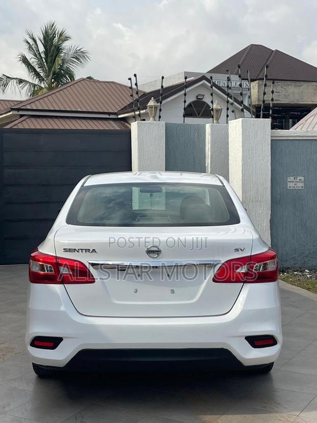 Nissan Sentra SV 2019 White