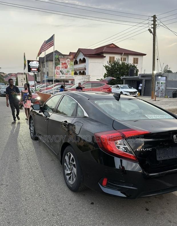 Honda Civic EX Sedan 2018 Black