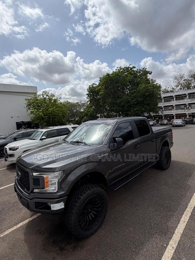Ford F-150 2018 Black