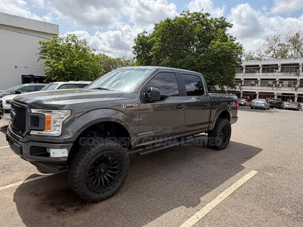 Ford F-150 2018 Black