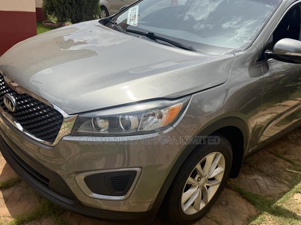 Kia Sorento 4dr SUV 2016 Gray