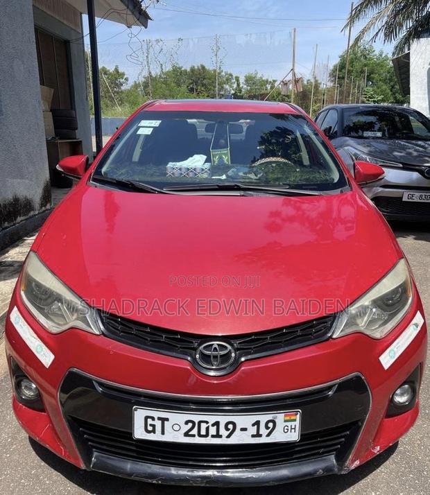 Toyota Corolla S 4dr Sedan (1.8L 4cyl CVT) 2015 Red