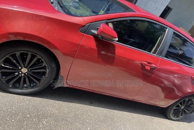 Toyota Corolla S 4dr Sedan (1.8L 4cyl CVT) 2015 Red
