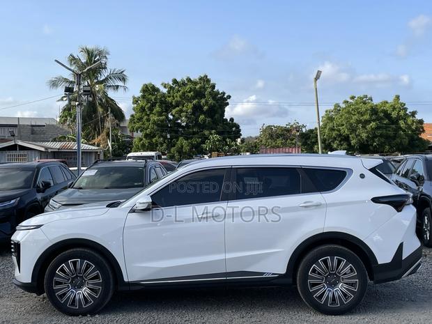 Jetour X70 Plus 2024 White