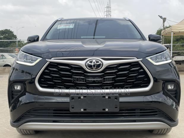 Toyota Highlander Limited 2025 Black