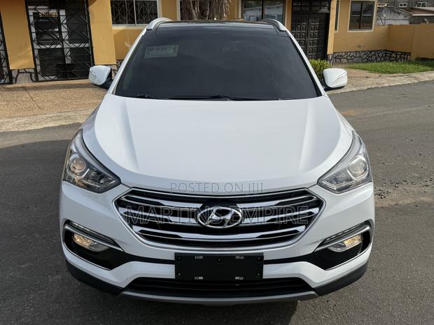 Hyundai Santa Fe SE AWD 2017 White