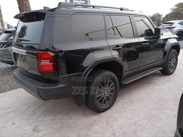 New Toyota Land Cruiser Prado 2.8 2025 Black