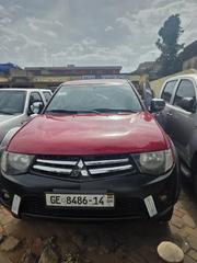 Mitsubishi L200 2013 Red for sale