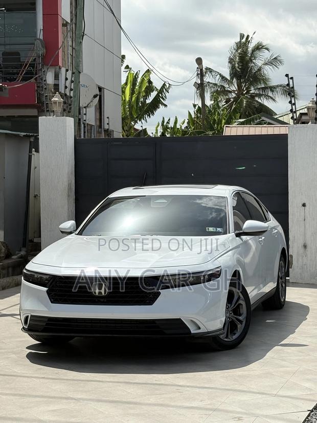 Honda Accord EX CVT 2024 White