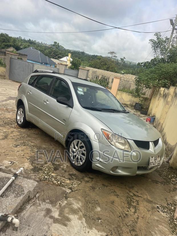 Pontiac Vibe 2006 Beige