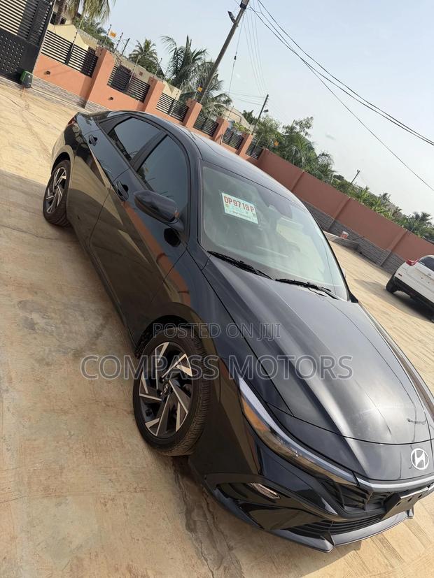 Hyundai Elantra SEL 2024 Black