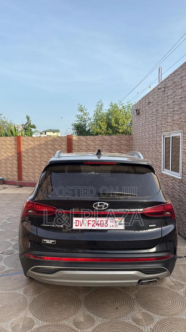 Hyundai Santa Fe 2021 Black