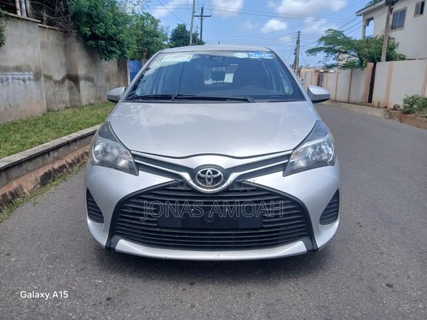 Toyota Yaris LE Hatchback 3dr 2017 Silver