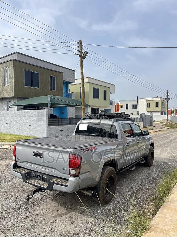 Toyota Tacoma TRD Sport 2018 Gray