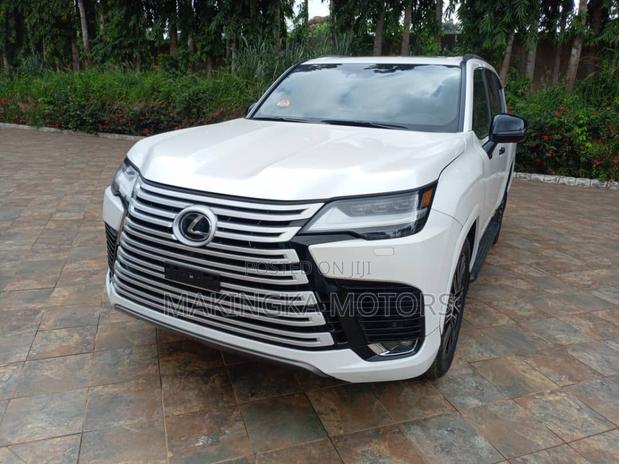 New Lexus LX 600 2024 White