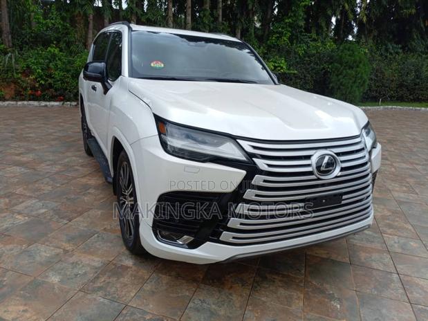 New Lexus LX 600 2024 White