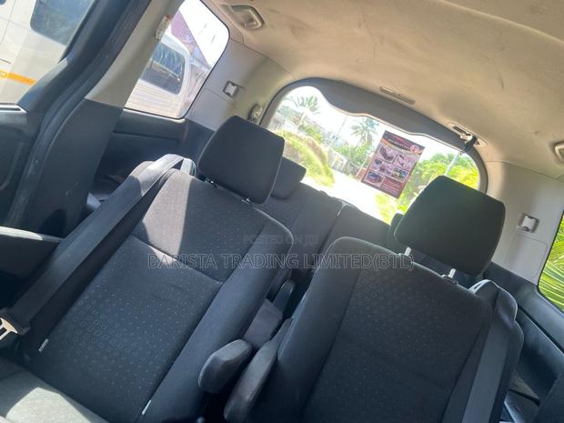Toyota Voxy 2015 White