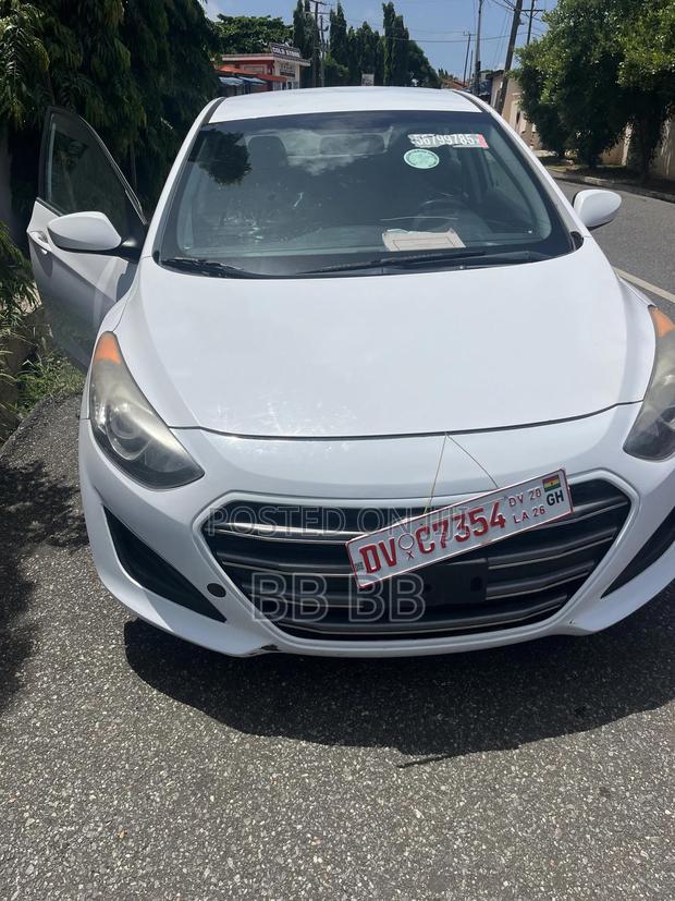 Hyundai Elantra 2013 White