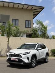 Toyota RAV4 Limited AWD 2023 White for sale