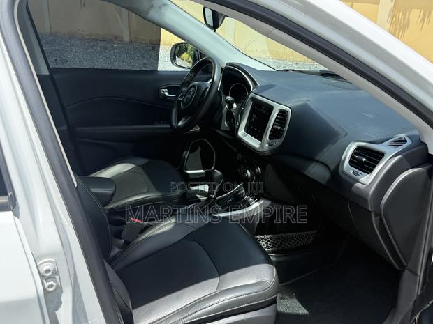 Jeep Compass Sport 4x4 2018 White