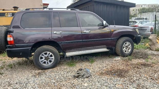 Toyota Land Cruiser 2003 Black