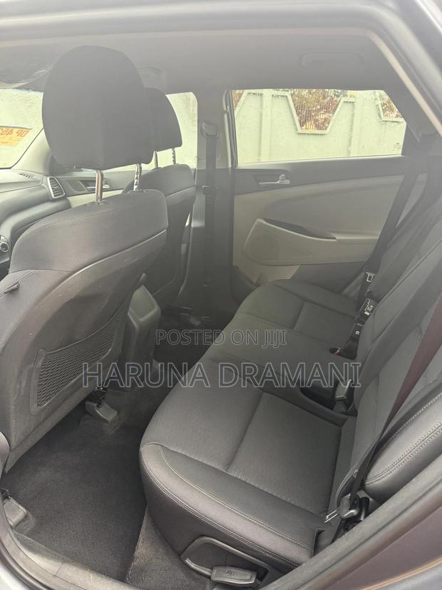 Hyundai Tucson Limited AWD 2019 Gray