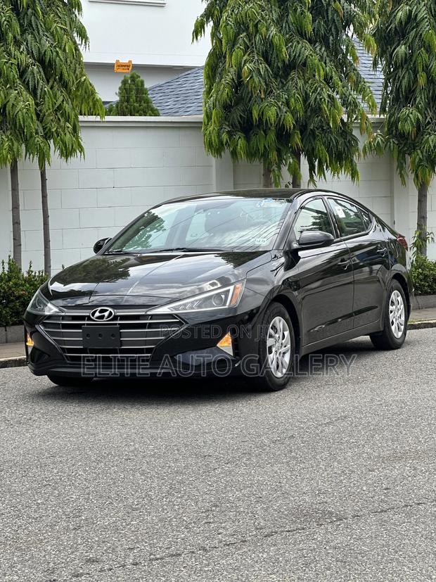 Hyundai Elantra SE 2020 Black