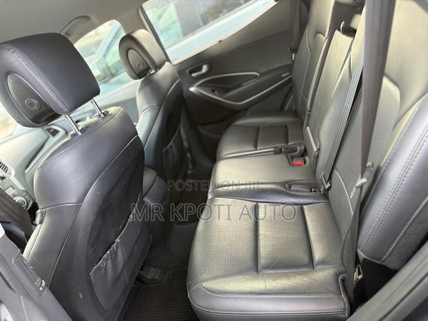 Hyundai Santa Fe 2017 Gray