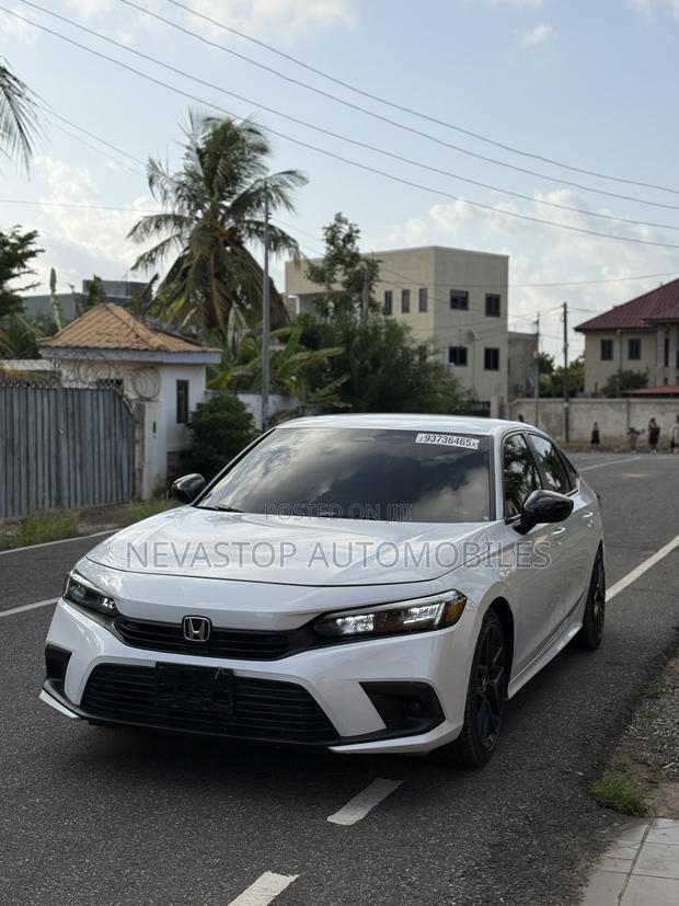Honda Civic Sport 2022 White