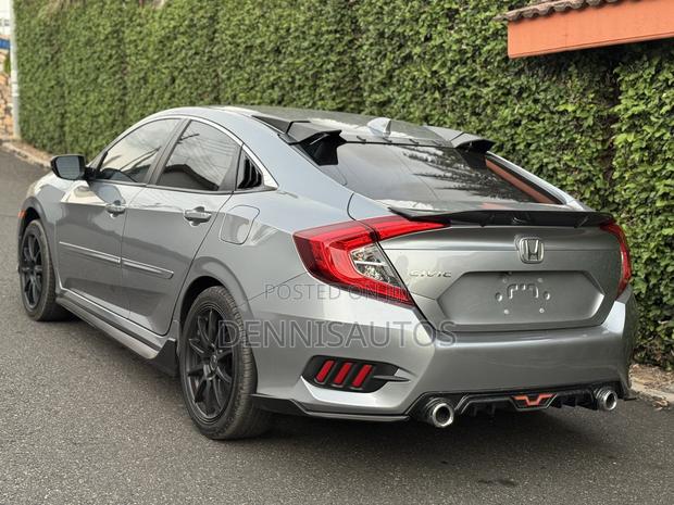Honda Civic 2016 Silver